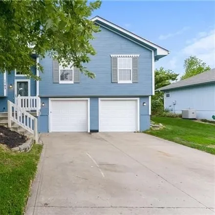 Rent this 3 bed house on 1747 Stasi Drive in Raymore, MO 64083