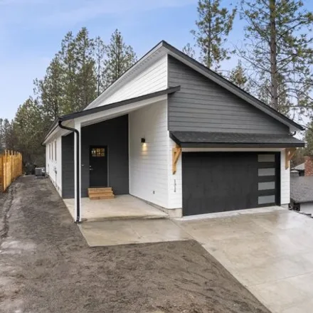 Buy this 3 bed house on 6589 East 14th Avenue in Spokane Valley, WA 99212