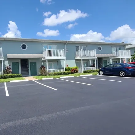 Buy this 2 bed condo on Plaza 41 and Commons in 3341 North Key Drive, Shipyard Villas