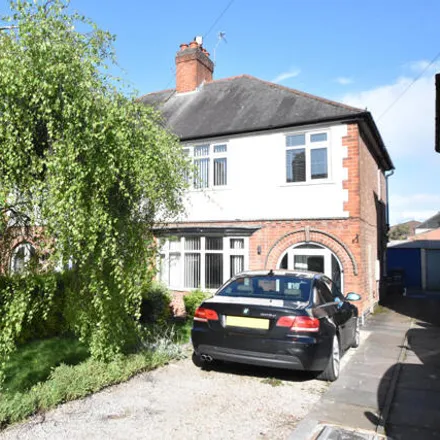 Buy this 3 bed duplex on Newlands Avenue in Shepshed, LE12 9DG