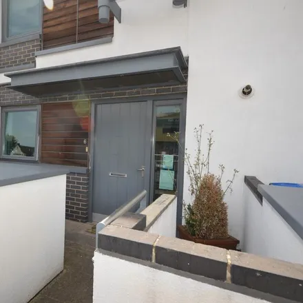 Rent this 1 bed townhouse on 5 Anglesea Terrace in Southampton, SO14 5GP