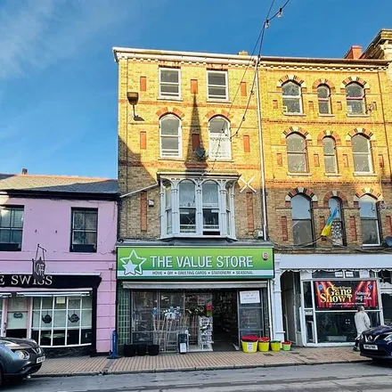 Image 1 - The Value Store, High Street, Ilfracombe, EX34 9DA, United Kingdom - Apartment for rent