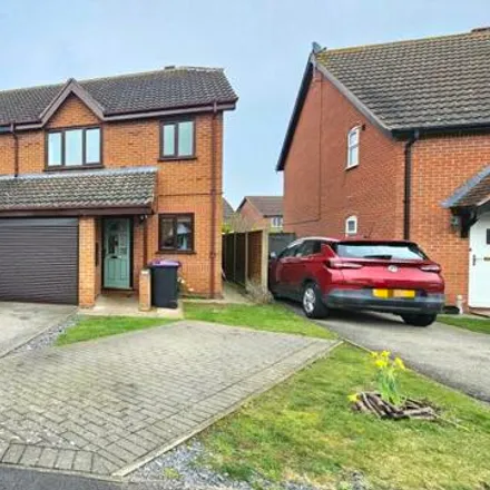 Buy this 3 bed duplex on Westbeck in Ruskington, NG34 9GU