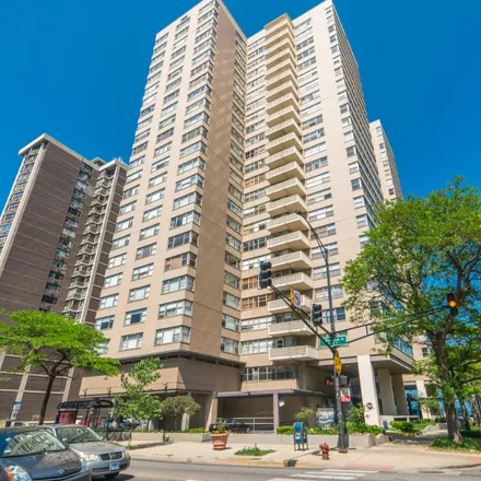 Buy this 1 bed house on Shoreline Towers in 6301 North Sheridan Road, Chicago