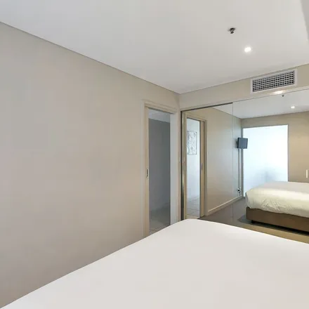 Image 4 - Oaks Embassy, North Terrace, Adelaide SA 5000, Australia - Apartment for rent
