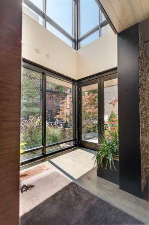 Image 3 - 52 East Scott Street, Chicago, IL 60610, USA - House for sale