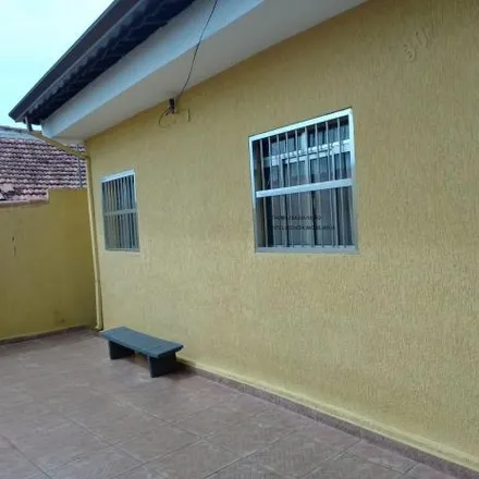 Buy this 5 bed house on Rua Luiz Fernando in Jardim Montecarlo, Jandira - SP