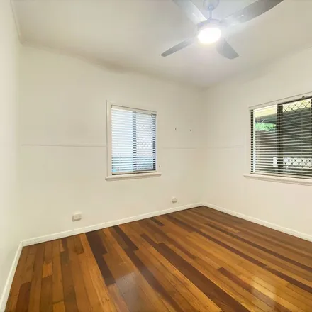 Image 4 - Staplyton Street, Coolangatta QLD 2485, Australia - Apartment for rent