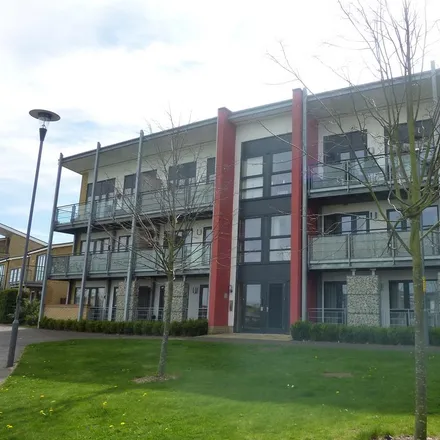 Rent this 1 bed apartment on Waterstone Park in London Road, Worcester Park Estate