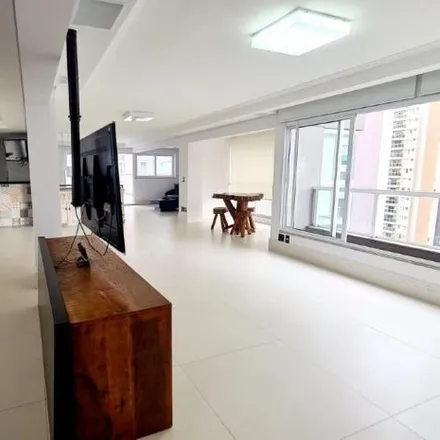 Rent this 5 bed apartment on Rodrigo de Paula in Alameda São Caetano 165, Campestre