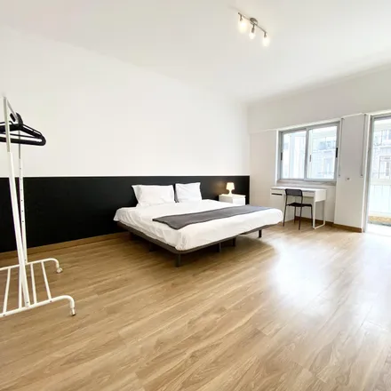 Rent this 5 bed room on Rua Morais Soares 138 in 1170-193 Lisbon, Portugal