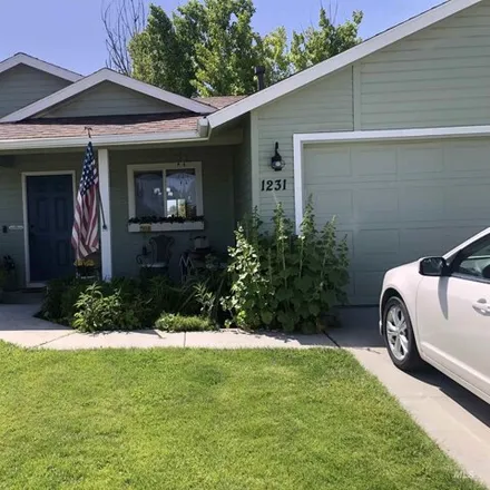 Buy this 3 bed house on 1231 South Cassia Place in Nampa, ID 83686