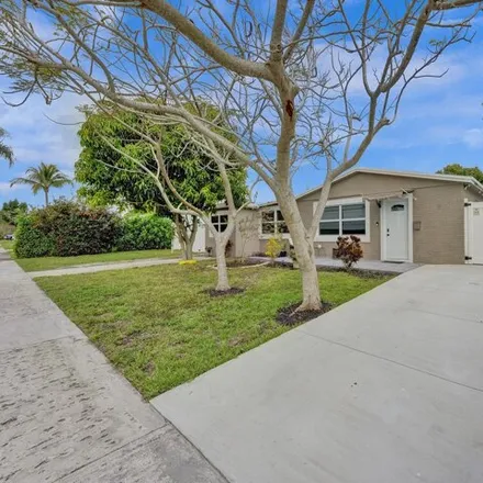 Image 1 - 912 Ironwood Road, North Palm Beach, FL 33408, USA - House for sale