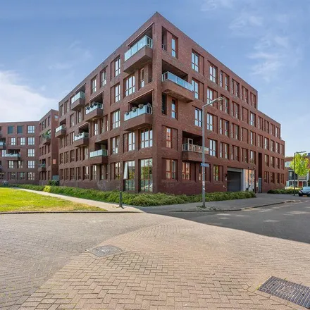 Rent this 3 bed apartment on Cyclaamstraat 34 in 3053 HD Rotterdam, Netherlands