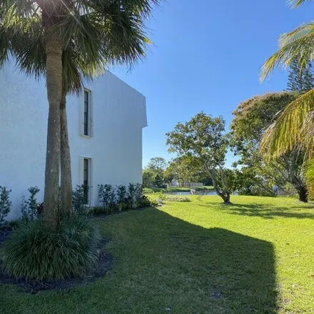 Image 4 - 512 Canal Point North, Delray Beach, FL 33444, USA - House for rent