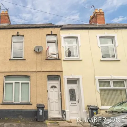Buy this 3 bed townhouse on Oakley Street in Newport, NP19 0FX