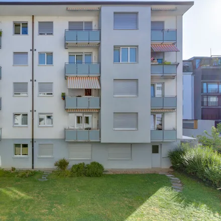 Rent this 2 bed apartment on Vogesenstrasse 31 in 4056 Basel, Switzerland