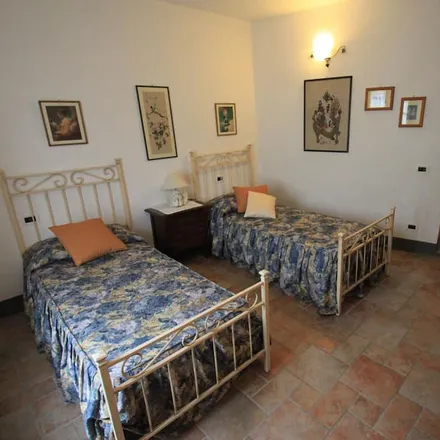Image 8 - 53036 Poggibonsi SI, Italy - Apartment for rent