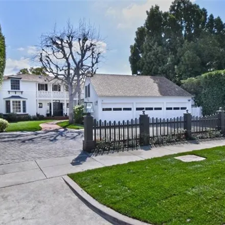 Rent this 5 bed house on 568 Dalehurst Avenue in Los Angeles, CA 90024