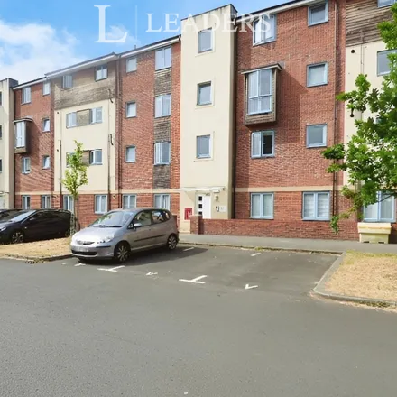 Rent this 2 bed apartment on Tinning Way in Eastleigh, SO50 9PX