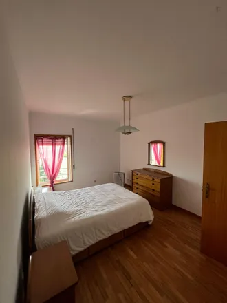 Rent this 3 bed apartment on Avenida Cidade de Olinda in 4480-675 Vila do Conde, Portugal