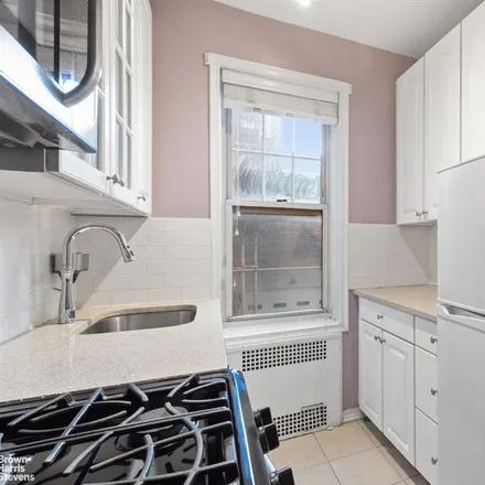 Image 5 - 112-50 78TH AVENUE 2J in Forest Hills - Apartment for sale