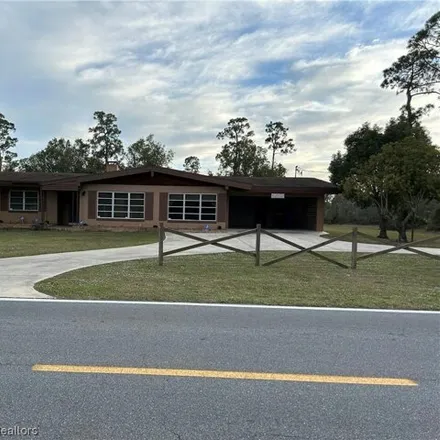 Buy this 3 bed house on 3505 Golfview Road in Sebring, FL 33875