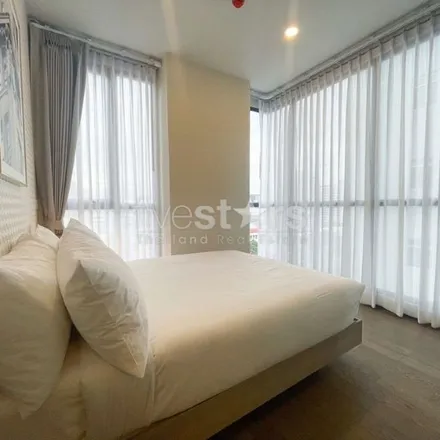 Rent this 2 bed apartment on Factory Coffee in Phaya Thai Road, Ratchathewi District