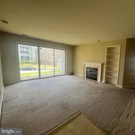 Image 6 - 3301 Sir Thomas Drive, Fairland, MD 20904, USA - Condo for sale