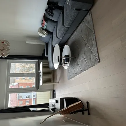 Rent this 2 bed apartment on Bryggaregatan in 261 35 Landskrona kommun, Sweden