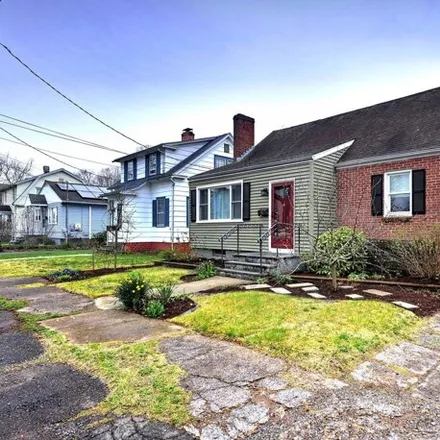 Buy this 4 bed house on 98 Marshall Street in West Haven, CT 06516