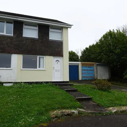 Rent this 2 bed duplex on Old Roselyon Crescent in St Blazey, PL24 2LS