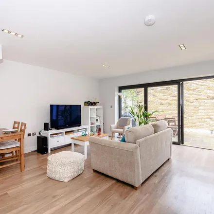 Rent this 1 bed apartment on Gosberton Road in London, SW12 8SJ