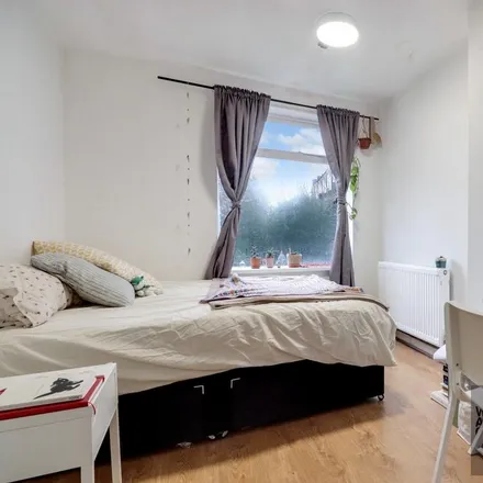 Rent this 3 bed apartment on 61 Hazellville Road in London, N19 3LY