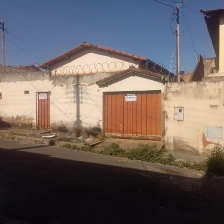 Buy this 5 bed house on Rua José Joaquim Guimarães in Vila Guilhermina, Montes Claros - MG