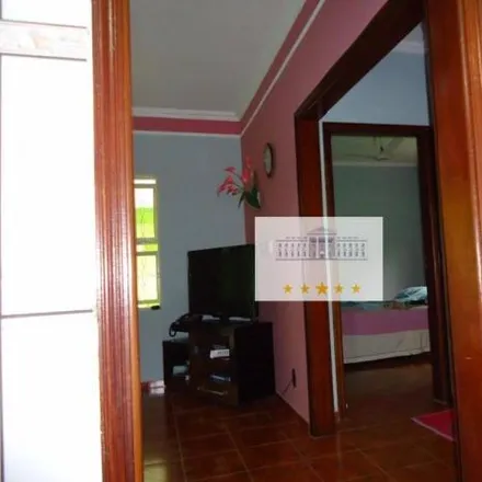 Buy this 2 bed house on Rua Maria Amadeu Falco in Araçatuba, Araçatuba - SP