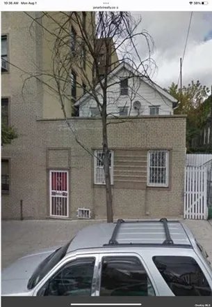 Buy this 4 bed house on 661 East 228th Street in New York, NY 10466