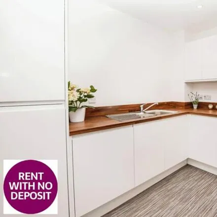 Image 4 - Benbow Street, Sale, M33 7FB, United Kingdom - Apartment for rent