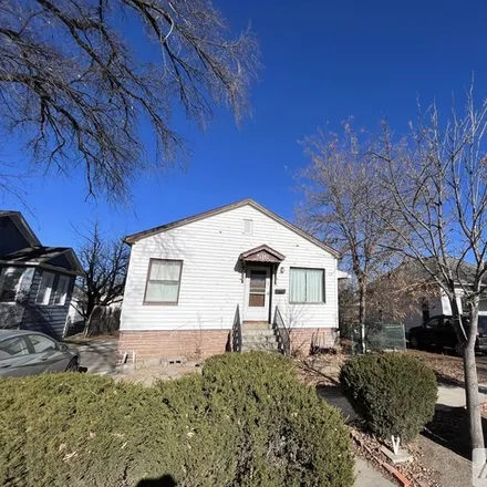 Rent this 3 bed house on 516 Denver St