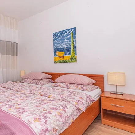 Image 8 - Općina Rogoznica, Šibenik-Knin County, Croatia - Apartment for rent