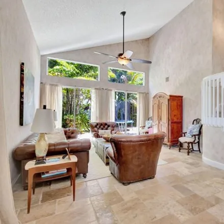 Image 6 - 2119 Chagall Circle, West Palm Beach, FL 33409, USA - House for sale
