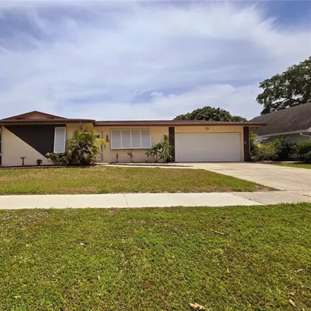 Rent this 2 bed house on 2013 59th Street North in Pinellas County, FL 33760