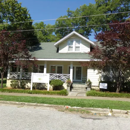 Buy this 3 bed house on 423 North Church Avenue in Dyersburg, TN 38024