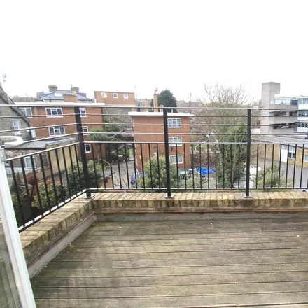 Image 3 - Caledonian Road, London, N7 9RR, United Kingdom - Apartment for rent