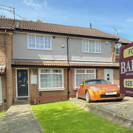 Buy this 2 bed townhouse on Stilton Path in Stapleton Road, Borehamwood