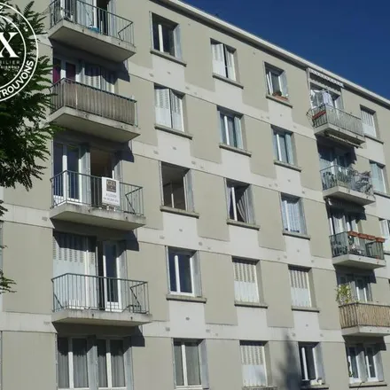 Image 7 - 11 Rue Eugène Sue, 38100 Grenoble, France - Apartment for rent