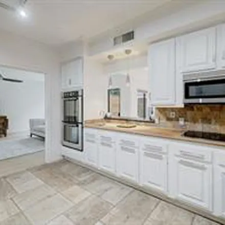 Image 7 - Bissonnet Street, Houston, TX 77401, USA - Apartment for rent