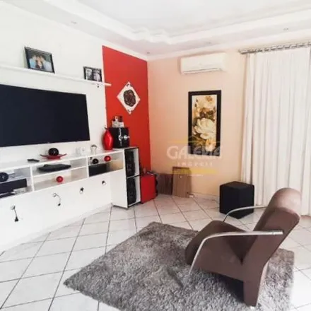 Buy this 2 bed house on Rua Germano Günther 36 in Iririú, Joinville - SC