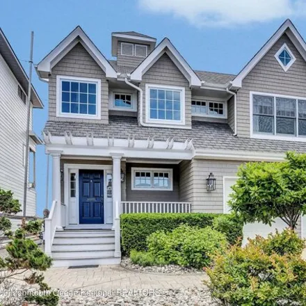 Rent this 5 bed house on 1 Neptune Place in Sea Girt, Monmouth County