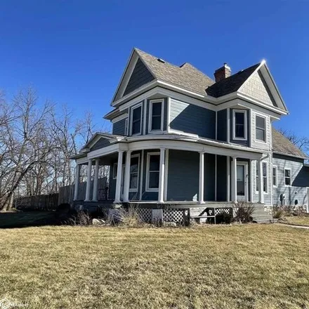 Buy this 4 bed house on 22539 State Highway 2 in Appanoose County, IA 52544